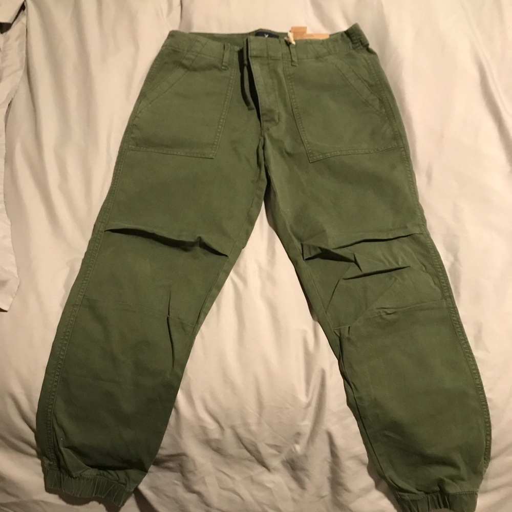 American Eagle green joggers